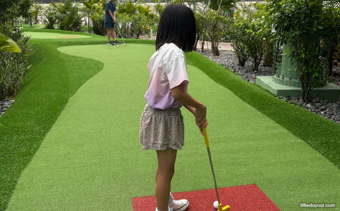 Dinosaur Themed Mini Golf: Dino Putt in Jurong