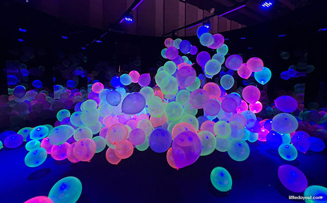 Dopamine Land: 9 Themed Rooms For A Dose Of Happiness 4 Neon Nebula