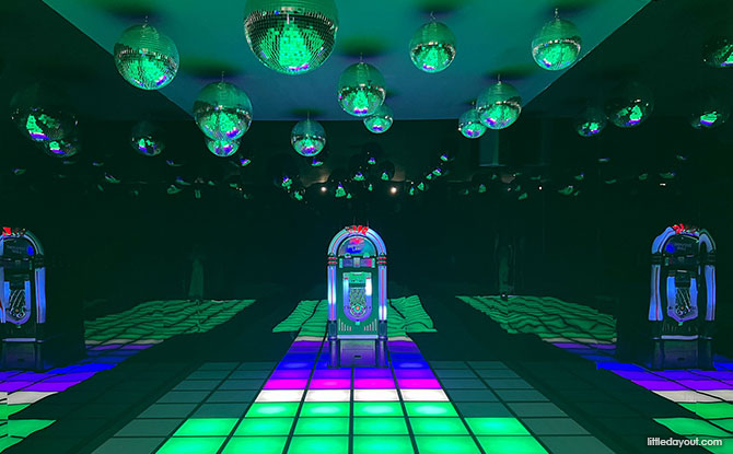 Dopamine Land: 9 Themed Rooms For A Dose Of Happiness 6 Chromodance