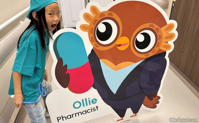 Doctor For A Day At Mount Elizabeth Hospital Review 6 What impressed me most was how approachable and patient the staff were.