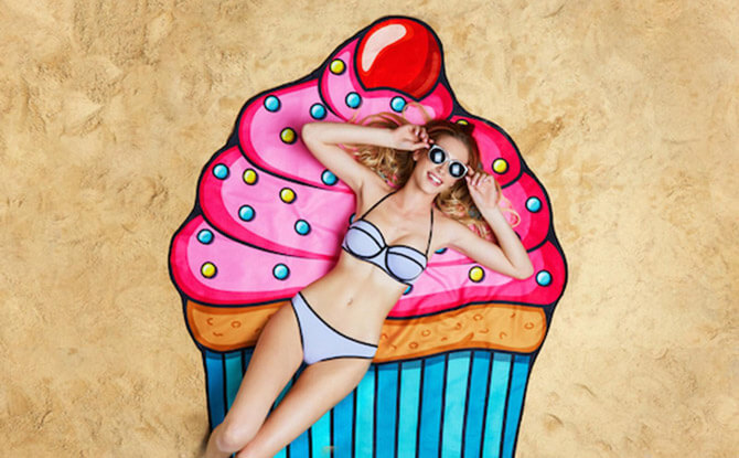 Giant Cupcake Beach Blanket