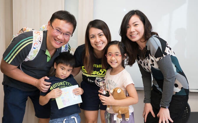 The Ang family, our Urban Treasure Hunt champion, with Huai from Hua Language Centre at our mini prize-giving ceremony.