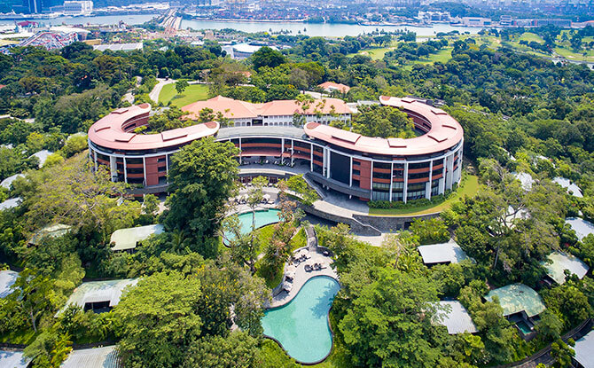 8 Amazing Singapore Hotels with Family-Friendly Pools 4 Capella Singapore