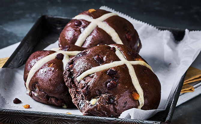 Extremely Chocolatey Hot Cross Buns