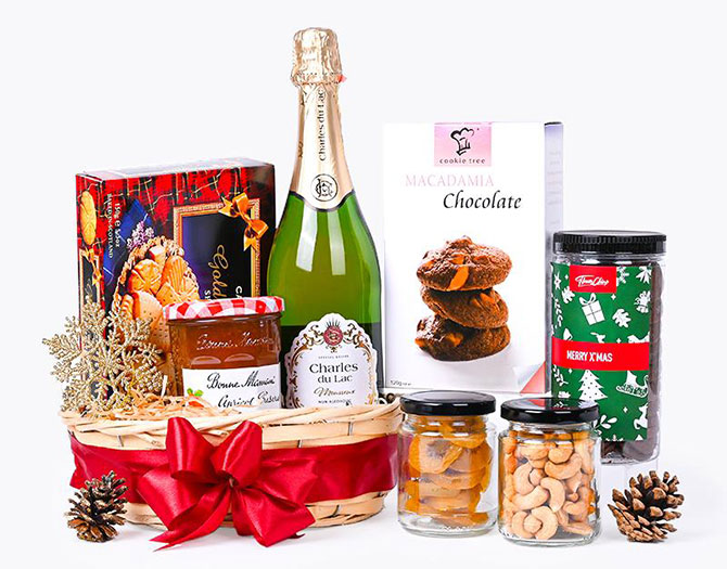Where to Shop for Christmas Hampers & Gift Boxes in Singapore Flower Chimp Singapore