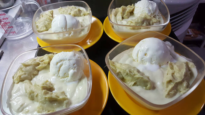 Durian Mousse - Durians in Singapore