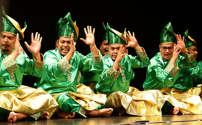 Dikir barat groups Andir Purba and Pak Nobat performed a touching tribute to the late Zaidy Nandir at the opening of Singapore Writers Festival 2018.