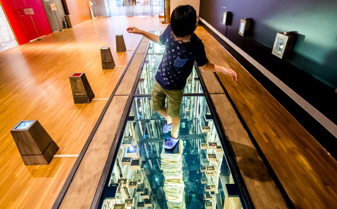 Children’s Festival: Small Big Dreamers 2018 At National Gallery Singapore - 5+ Highlights & Things To Know 8 Passage and Bridges, Evolution of Firewalk: A Bridge of Embers by Mark Justiniani