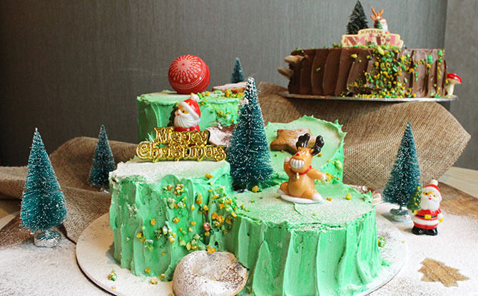 Gula Melaka Pandan Log Cake