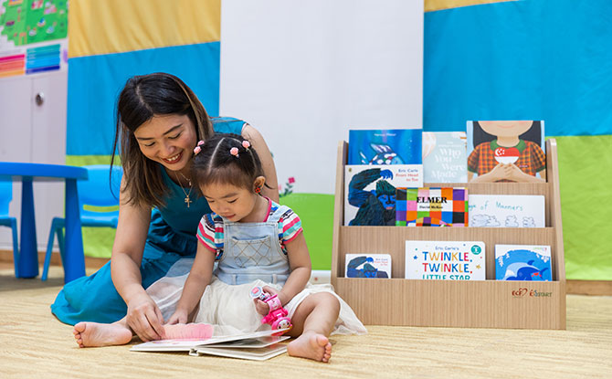 Encouraging Parents and Children to Spend Time Reading Together