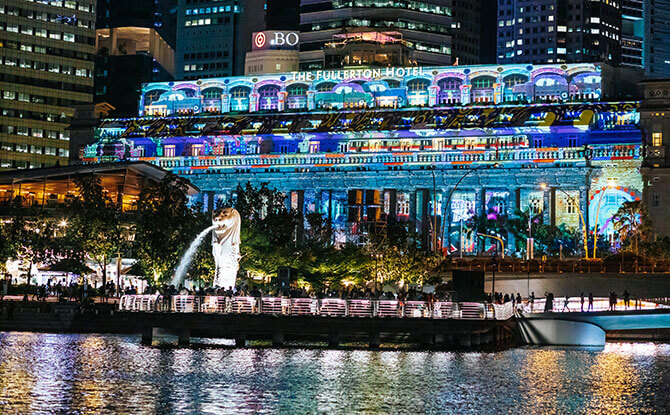 One Fullerton - Where to Watch the Marina Bay 2020 fireworks in Singapore - The Fullerton Hotel Singapore Light Projections