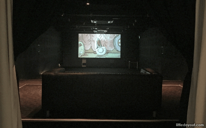 Screens at Imaginarium