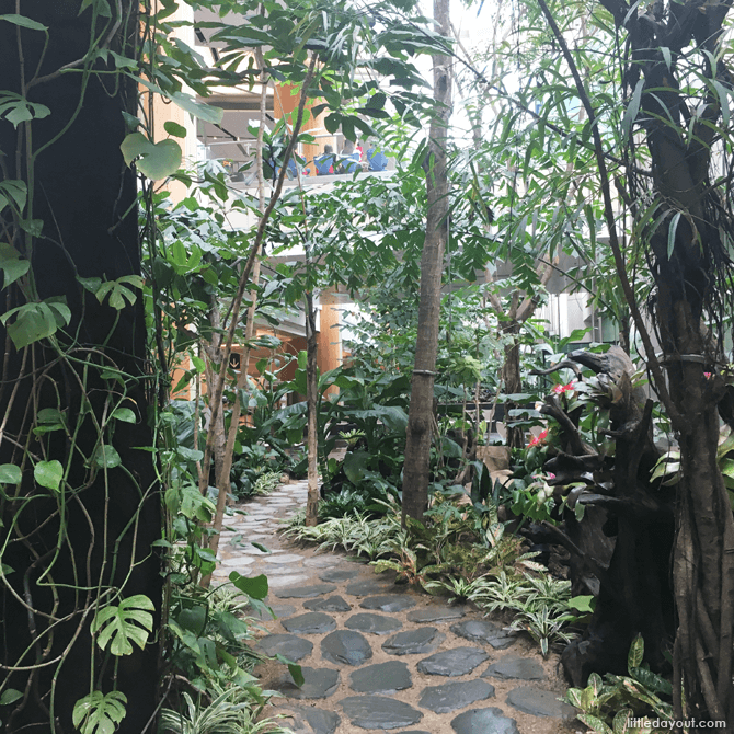 Garden at Changi Airport T2, Arrival Hall