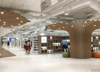 Bedok Public Library At Heartbeat@Bedok: Built For The Community Bedok Public Library: Nurturing Readers