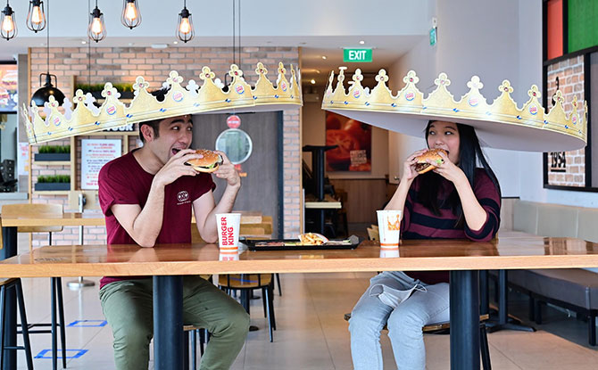 e-burger-king-singapore-social-distancing-crown Burger King Singapore social distancing crowns