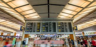 e-changi-airport-board