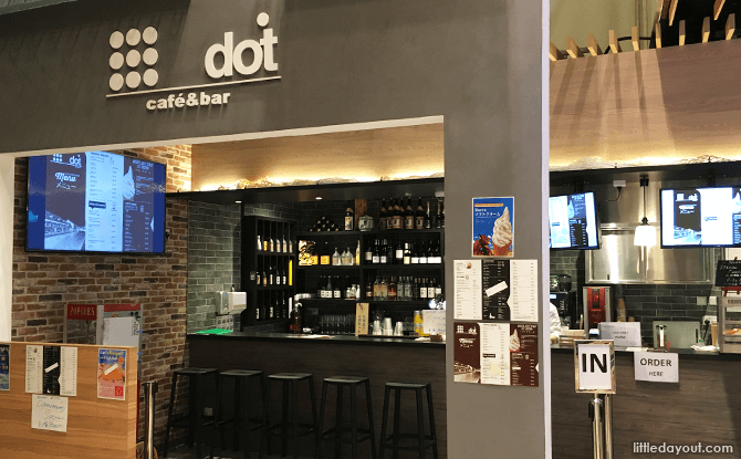 Dot Café & Bar