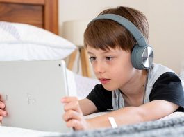 Bite-Sized Parenting: Talking To Digital Natives About Online Harms