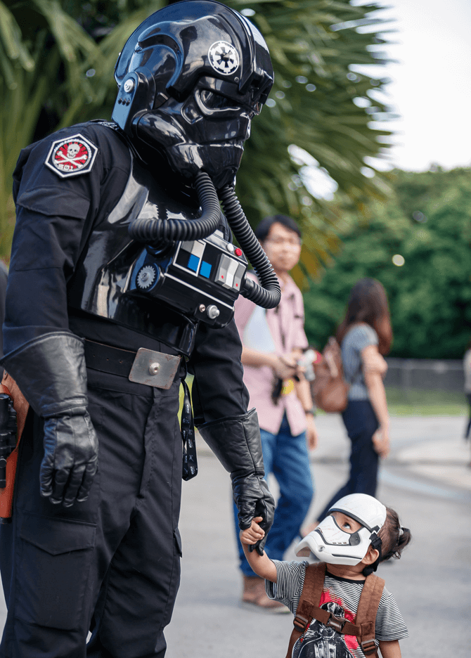 Fan interactions at Star Wars Run