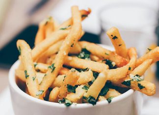 French Fries: 10+ Interesting Ways To Eat The Ultimate Comfort Snack French Fries: 10 Must-Try Ways To Eat The Ultimate Comfort Snack