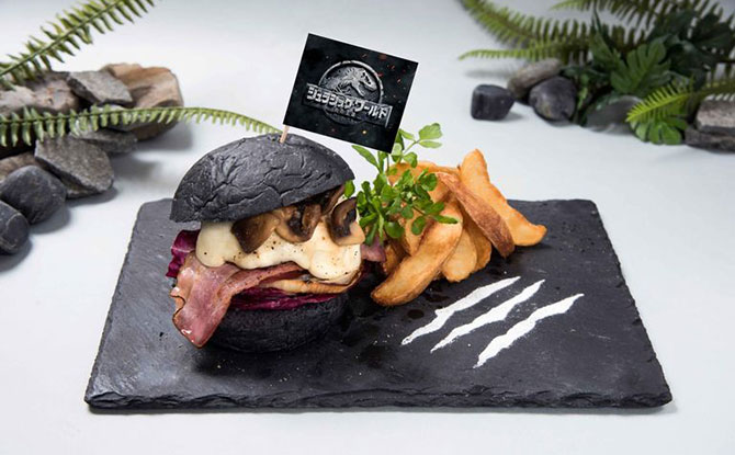 Jurassic World Burger - Jurassic World Café Singapore