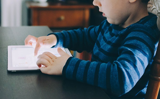 Bite-sized Parenting: Four Tips On How To Connect With Our Kids In The Age Of Digital Disconnection