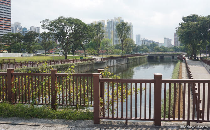 View of the Singapore River from the Kim Seng Bridge