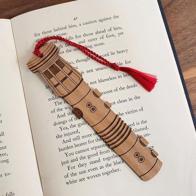 6 Ways To Celebrate Star Wars Day 2020 In Singapore At Home 4 e lightsaber