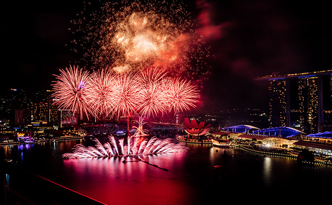 Marina Bay Singapore Countdown 2023 Fireworks