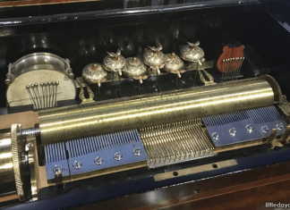 Singapore Musical Box Museum collection