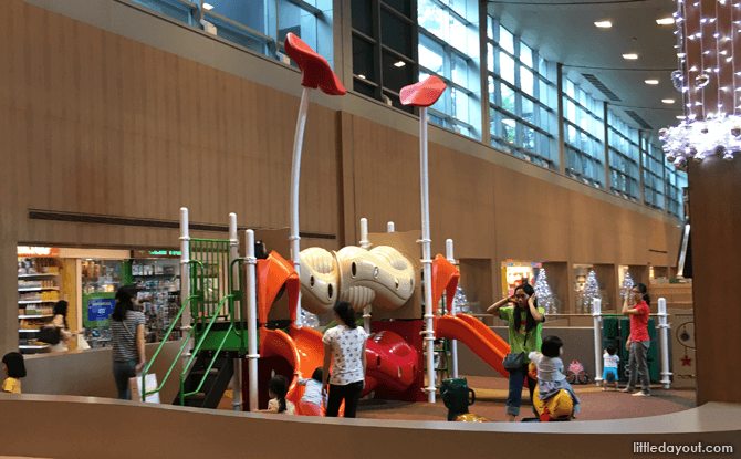 Paragon Playground: Play Spot for Junior Along Orchard Road Paragon Playground