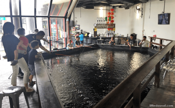 Prawning at Fish@Bugis+: Rooftop Fun with Prawns (Plus Longkang Fishing ...