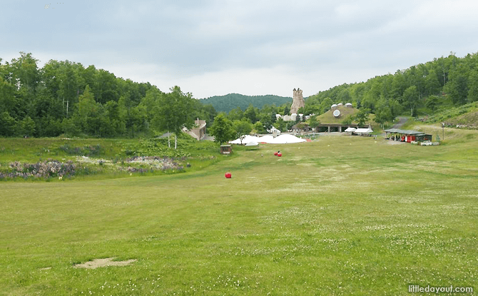 Takino Suzuran Hillside National Park Field