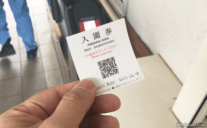 Scan the ticket to enter the park