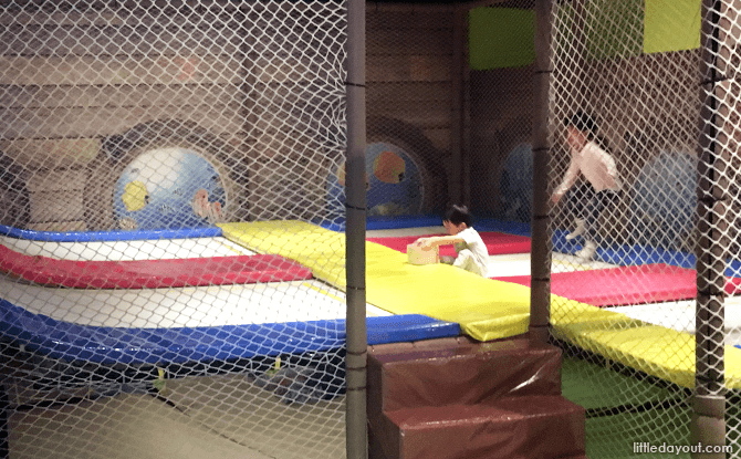 Bouncy zone, Pirate Land