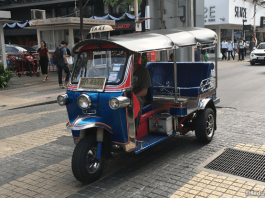 Tuk Tuk - Bangkok with Kids