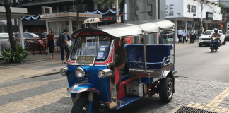 Tuk Tuk - Bangkok with Kids