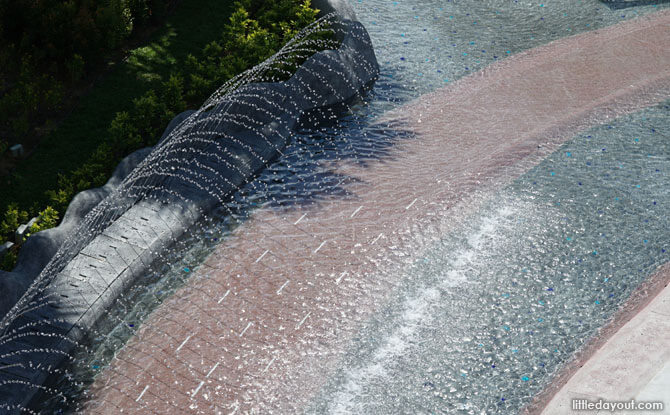 Overview of Water Jet Tunnel, Marina Barrage Water Playground