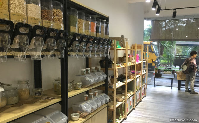 UnPackt: Zero-waste Grocery Shopping In Singapore