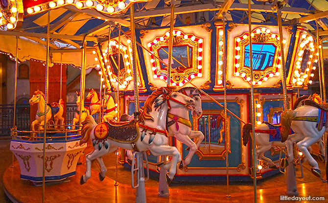 One Mount Carousel