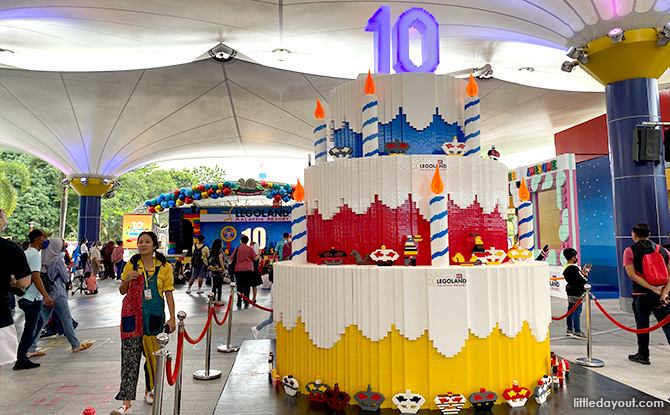 LEGOLAND Malaysia Resort Celebrates 10th Anniversary LEGO Cake