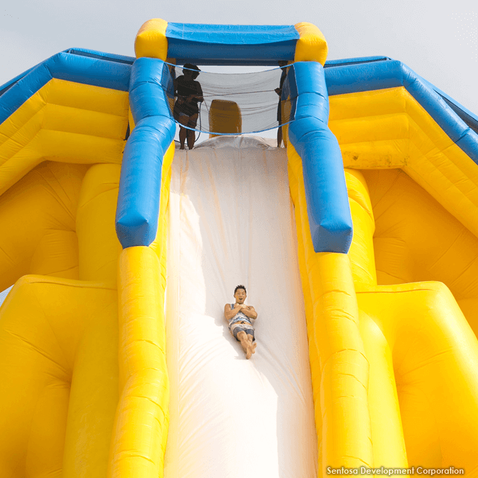 Mega Fun Slide, Sentosa, June 2017