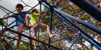 e01-first-little-day-out