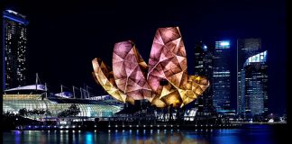 i Light Singapore - Bicentennial Edition: Bridges Of Time Spans 28 January To 24 February 2019