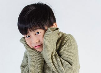 Bite-Sized Parenting: 5 Alternative Ways To Say Hello Bite-Sized Parenting: 5 Alternative Ways To Say Hello