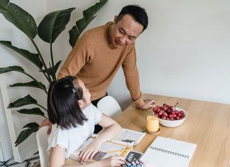 Bite-Sized Parenting: 8 Tips For PSLE Parents Bite-Sized Parenting: 8 Tips For PSLE Parents