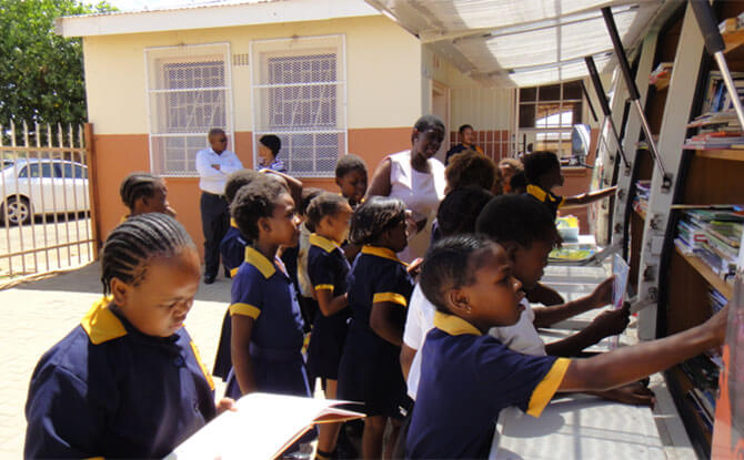Donate Your Children’s Books To The South Africa Mobile Library Project e01-samlp