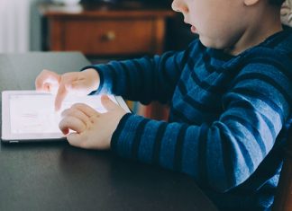 Bite-Sized Parenting: 5 Steps To Manage Your Child’s Screen Time Bite-Sized Parenting: 5 Steps To Manage Your Child’s Screen Time
