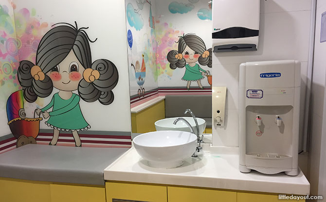 West Coast Plaza Nursing Room West Coast Plaza Nursing Room
