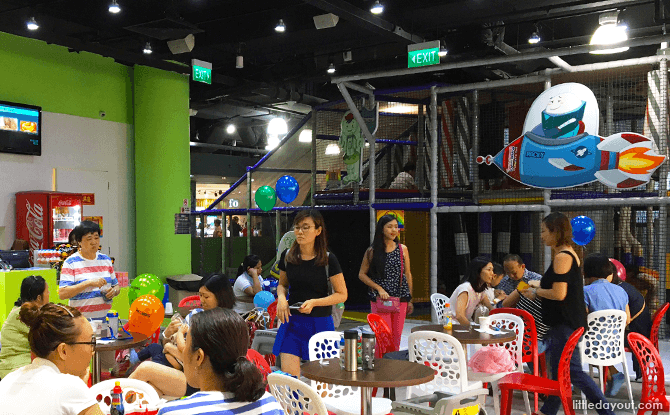 Polliwogs Eastpoint Indoor Playground Play Area & Cafe